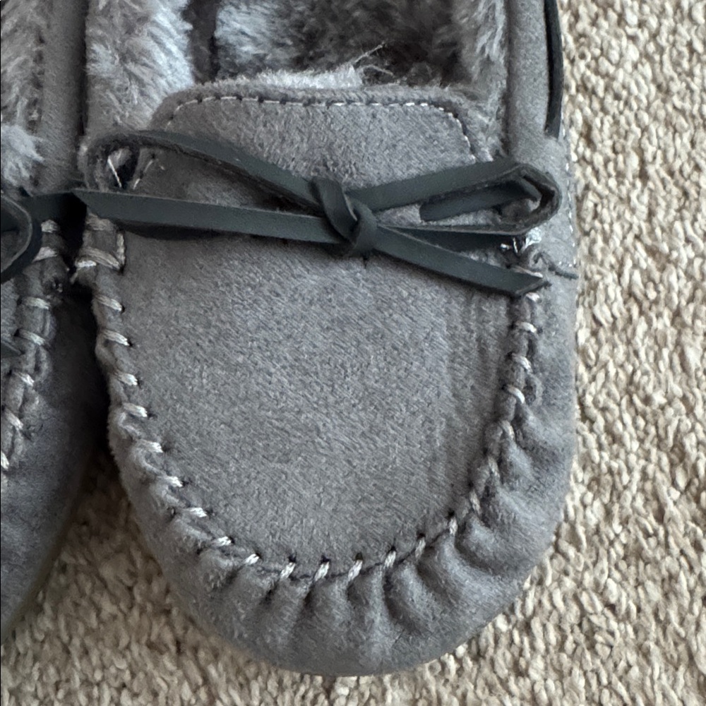Lot of 2, Airwalk Fur Lined Moccasin, Slipper Shoes, Women’s Size 8.5 - Picture 3 of 11